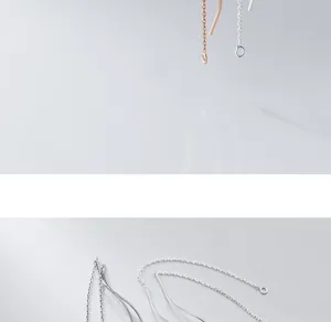 Dettaglio catenine per orecchini in argento 925 con finitura oro rosa e argento