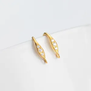 Crochets d'oreilles élégants en argent S925 plaqué or avec zircons pour la création de bijoux