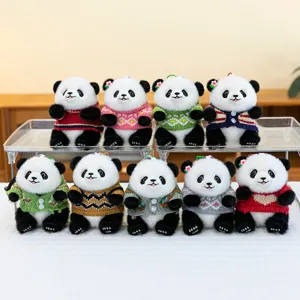 Adorable Colgante de Peluche de Panda Con Mini Suéter de Punto para Decoración de Bolsos Teléfonos Regalo Suave