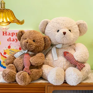 Lockiges Plüsch Teddybär Mit Kleinem Fisch Süßes Weiches Stofftier Mit Gestreifter Fliege Heilung Büro Dekoration Geburtstag Geschenk Für Freunde