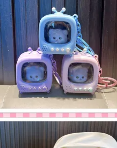 Schattige oplichtende kat TV sleutelhanger, creatieve cartoon tas bedel voor leuke cadeaus.
