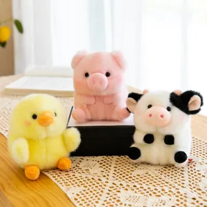Simpatico set di bambole di peluche di animali sferici con pulcino maiale e mucca.