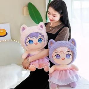 Adorable muñeca de algodón de peluche con capucha de orejas de gato y vestido para niñas