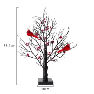 Vista detallada del árbol de Navidad LED con pájaros rojos y altura de 53,4 cm