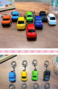 Colorful alloy pullback SUV car keychains in multiple bright colors for bag pendants