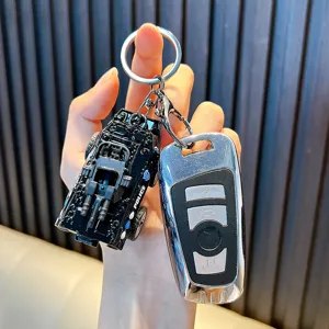 Black armored police car model keychain with pull-back function and sturdy metal ring