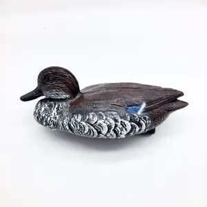 Detaillierter realistischer schwimmender Entenlockvogel aus Kunststoff für Jagd und Gartenteich