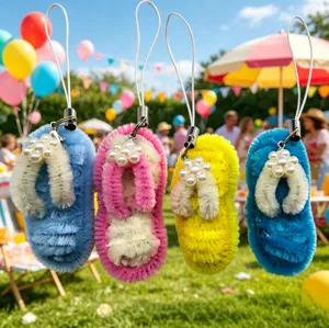 Handmade Hawaiian Vacation Style Flip-Flop Keychain With Artificial Pearl Flower Summer Beach Party Decoration Chenille Stem Hanging Ornament