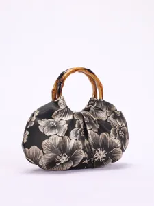 Retro Chinese stijl handtas met bamboe handvat en geplooide bloemen stof ontwerp voor dames