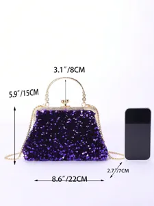 Detaillierte Größenanzeige der violetten Pailletten-Abendtasche mit goldenem Griff