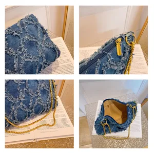 Damen Jeans Umhängetasche Destroyed Fransen Handtasche mit goldener Kette Kette Detail.