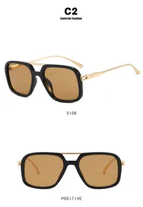 Lunettes de soleil vintage carrées à double pont avec verres bruns et branches dorées sous deux vues