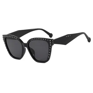 Stylish black cat-eye anti-blue light glasses frame with silver rivet stud detailing