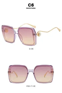 Detailansicht der modischen quadratischen Perlen-Sonnenbrille mit violettem Farbverlauf