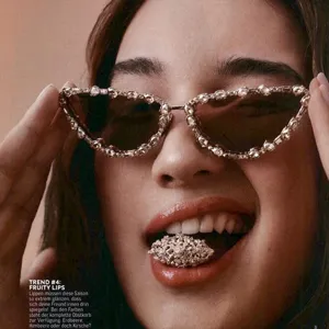Gafas de Sol Modernas Triangulares Ojo de Gato de Metal con Strass Lujo Brillante Cristal Montura Completa para Fiesta Mujer