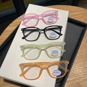 Quadratische photochrome Blaulichtfilter-Brillen für Kinder in vier Farben