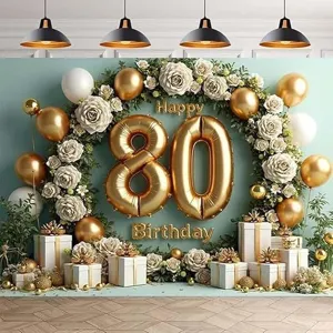 Toile de fond photo luxe 80e anniversaire avec ballons dorés et arche florale