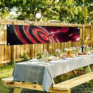 Dart-Banner mit Bullseye-Druck für die Dekoration von Gartenpartys im Freien auf dem Hof