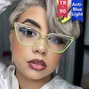 Stylischer fluoreszierender Katzenaugen-Brillenrahmen mit TR90 Blaulichtfilter für Damen