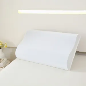 Almohada ergonómica de espuma viscoelástica en color blanco puro para soporte cervical