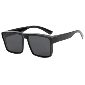 Klassische schwarze polarisierte Überbrille Sonnenbrille für Autofahren und UV-Schutz