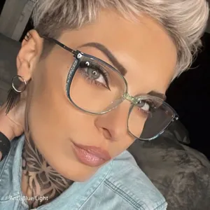 Montatura per occhiali cat-eye alla moda con glitter e lenti anti-luce blu per donna