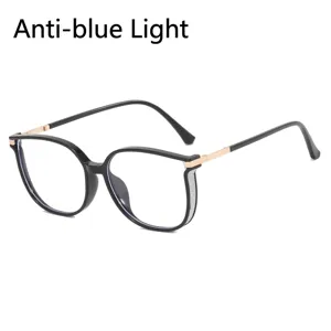 Elegante montatura per occhiali cat-eye con dettagli glitterati e filtro luce blu