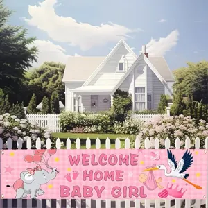 Roze welkomstbanner voor babymeisje met schattige olifant en ooievaar op een wit hek