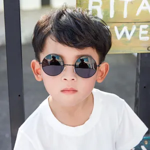 Stilvolle Retro-Rund-Sonnenbrille für Kinder mit klassischem schwarzem Metallrahmen