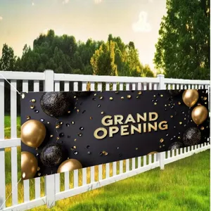 Striscorrimento di grande apertura nero e oro decorazione negozio con palloncini e coriandoli