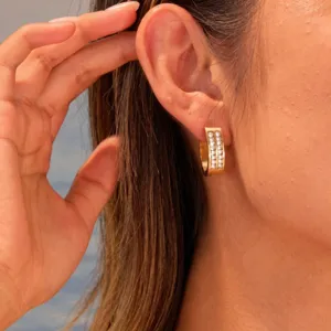 Mode Edelstahl Strass Geometrische Creolen Für Damen Luxus Kleines Design Geometrische Eingelegte Kristall Huggie Ohrringe Schmuck
