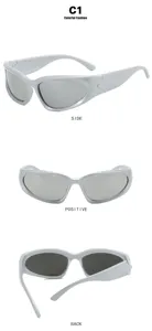 Silberne Y2K Kinder-Sonnenbrille mit Seiten-, Vorder- und Rückansicht für Details