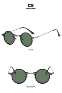 Detailansicht von Retro-Steampunk-Sonnenbrille mit runden grünen Gläsern in zwei Perspektiven