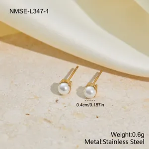 Macro detail of 0.4cm stainless steel pearl stud earrings with size and weight info