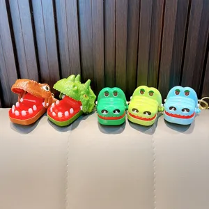 Set di portachiavi a forma di coccodrillo che morde le dita in vari colori per bambini