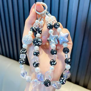 Handmade crystal star keychain with sparkling rhinestone beads and pearls for car keys