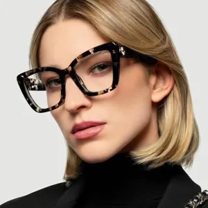 Stylish woman wearing oversized square leopard print anti-blue light glasses frame