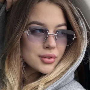 Westerse Mode Randloze Gesneden Rand Zonnebril Voor Dames Vintage Metalen Frame Gradiënt Luxe Y2K Street Style UV400 Bril