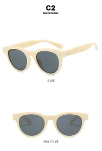 Fotos detalladas de las gafas de sol retro beige mostrando ángulos lateral y frontal