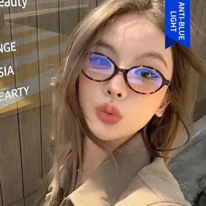 Retro Korean style oval anti-blue light glasses frame for women in tortoiseshell finish