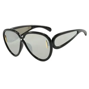 Oversized futuristic hip-hop sunglasses with exaggerated black frames for women