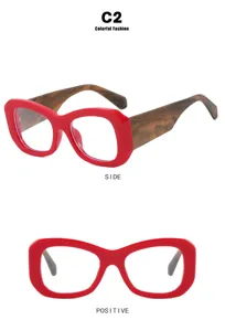 Montura de gafas roja con patillas de patrón de madera, vistas lateral y frontal