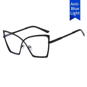 Montatura per occhiali cat-eye oversize in metallo nero con lenti anti-luce blu