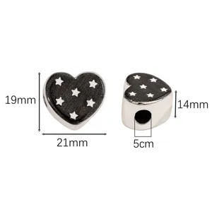 Detailed dimensions of silver plated star pattern heart-shaped beads for DIY jewelry making