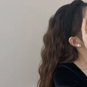 Zwarte gevlochten gebreide haarband voor dames bosstijl modieus haaraccessoire