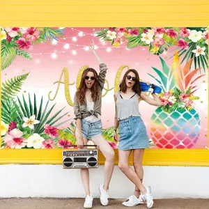 Tropische Aloha Hawaii party achtergrond met bloemen en kleurrijke ananas voor fotografie