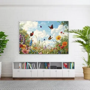Schöner Fotohintergrund mit Frühlingsblumenwiese, Schmetterlingen und blauem Himmel