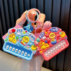 Cartoon Duck Mini Piano Keychain Pendant Creative Musical Keyboard Bag Charm Student Stationery Gift Keyring For Kids