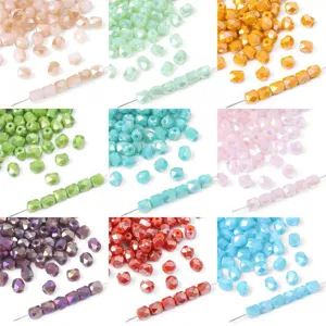 Veelkleurige gefacetteerde glazen vatkralen voor het maken van handgemaakte DIY-sieraden