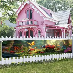 Frühlings-Gartenbanner mit Marienkäfer- und Schmetterlingsdruck an einem Zaun